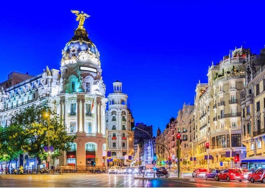 Vista del centro di Madrid dove si effettua la consegna di una spedizione